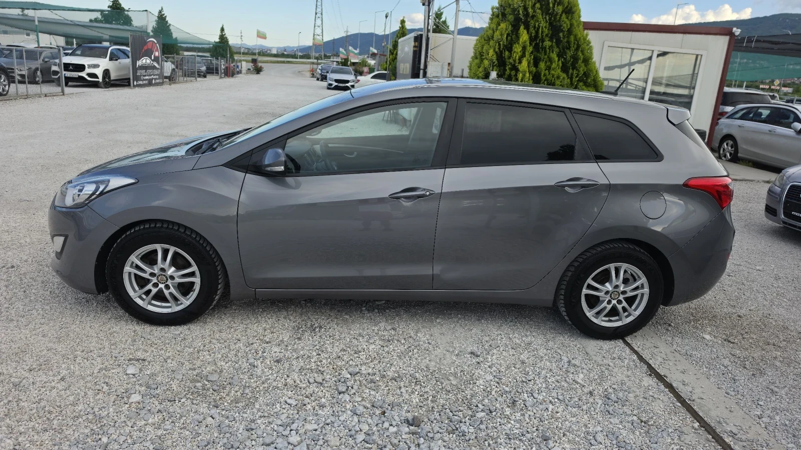 Hyundai I30 1.6crdi.2014г.Камера.Нави.ТОП, снимка 8 - Автомобили и джипове - 54875095
