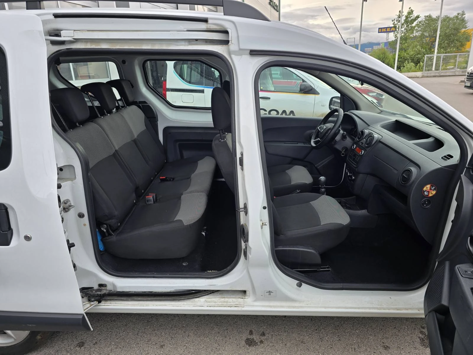 Dacia Dokker dCi 95 �.�. ����� Stop & Start | Mobile.bg � ����������� 12