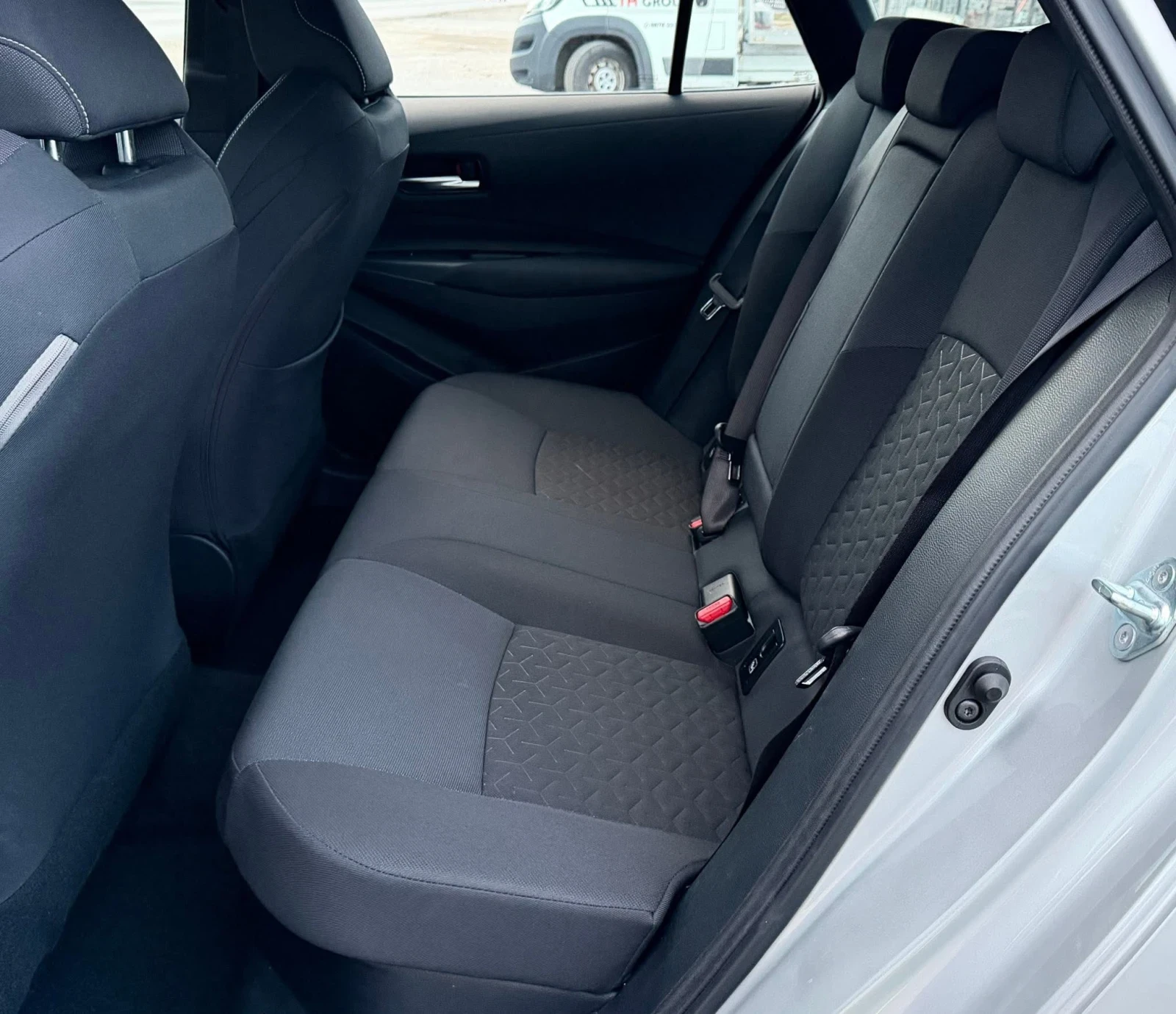 Toyota Corolla 1.8HSD � �������� - 2��. | Mobile.bg � ����������� 11