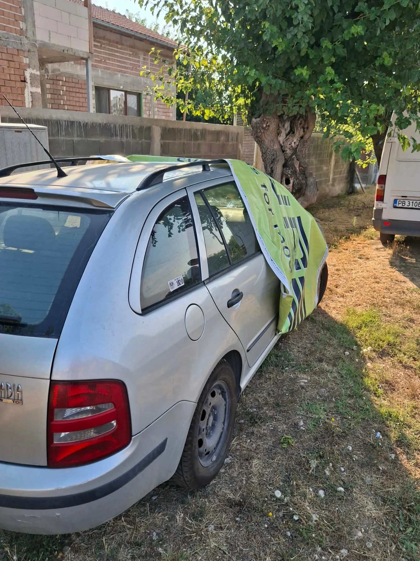 Skoda Fabia, снимка 5 - Автомобили и джипове - 55646592