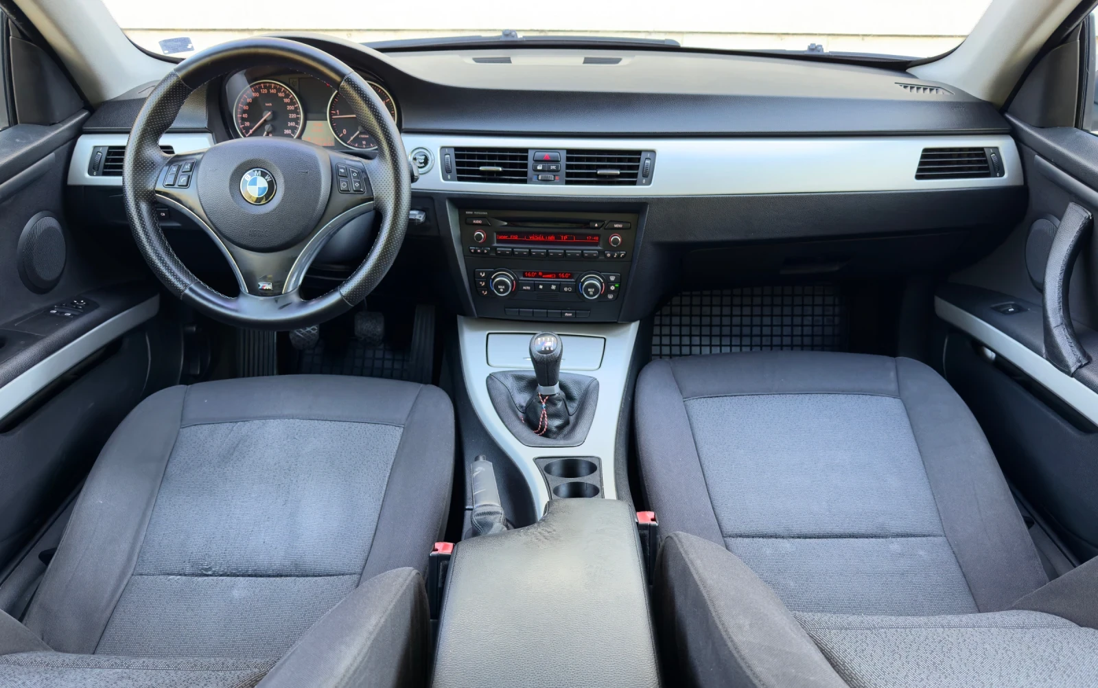 BMW 320 D COUPE, снимка 10 - Автомобили и джипове - 55675622
