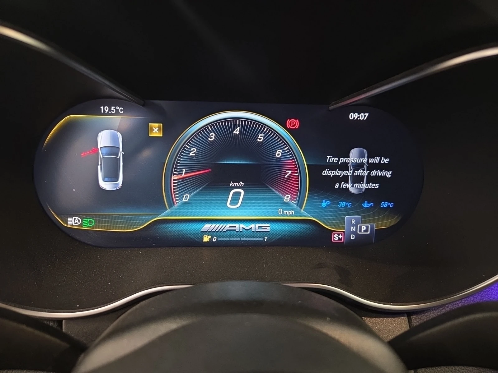 Mercedes-Benz C 43 AMG * АВТОКРЕДИТ * ГЛАВНО ПРЕДСТАВИТЕЛСТВО, снимка 10 - Автомобили и джипове - 55900241