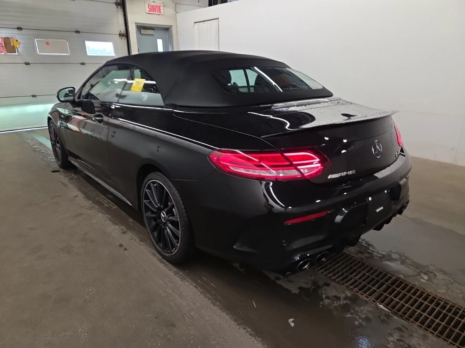 Mercedes-Benz C 43 AMG * АВТОКРЕДИТ * ГЛАВНО ПРЕДСТАВИТЕЛСТВО, снимка 5 - Автомобили и джипове - 55900241