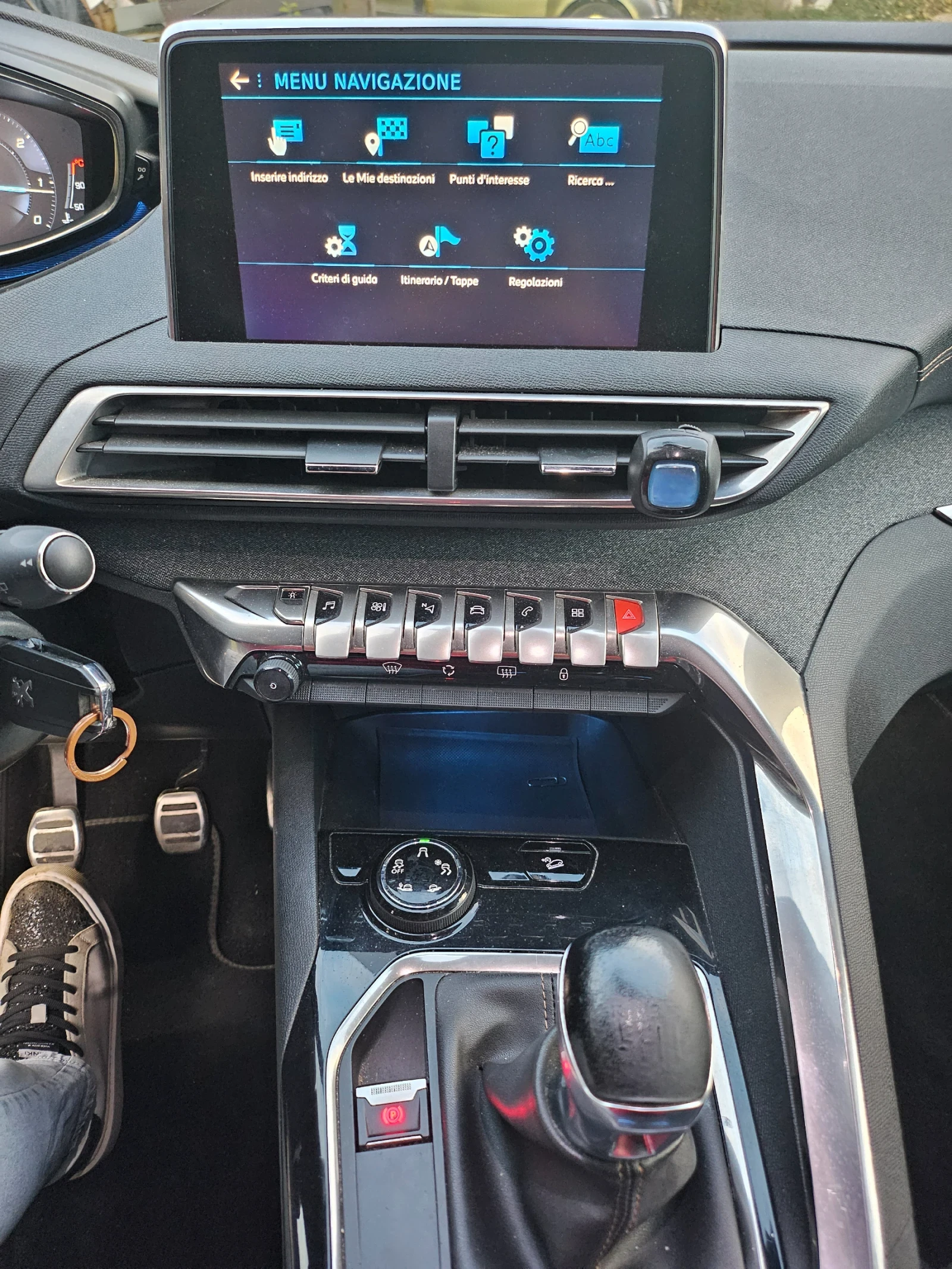 Peugeot 3008, снимка 11 - Автомобили и джипове - 56074830