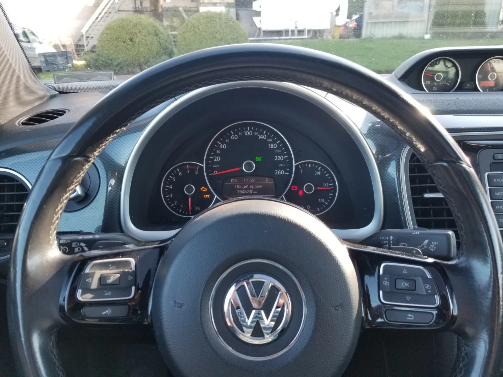 VW Beetle 2.0 KÄFER Edition Automat, снимка 11 - Автомобили и джипове - 56089337