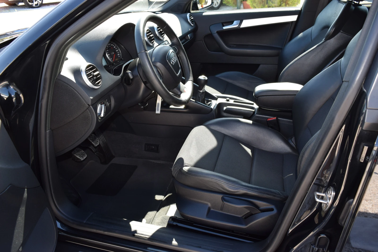 Audi A3 1.6tdi* SLine* ����/Carplay/* ������* ���� | Mobile.bg � ����������� 8