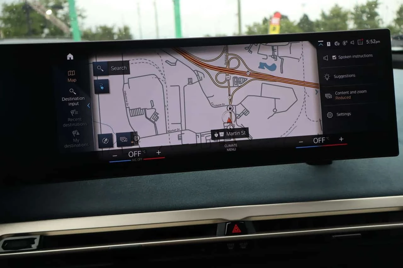 BMW iX xDrive50 | Premium | Blue Interior | Accident Free | Mobile.bg � ����������� 12