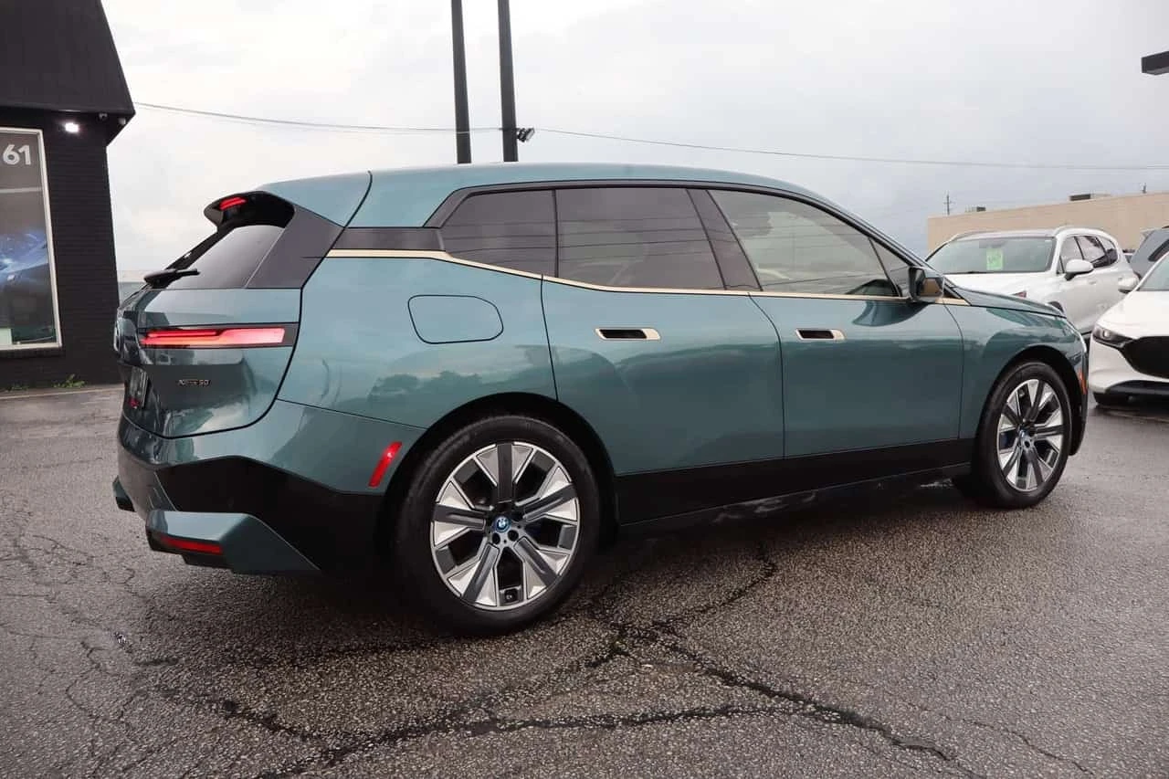 BMW iX xDrive50 | Premium | Blue Interior | Accident Free | Mobile.bg � ����������� 7