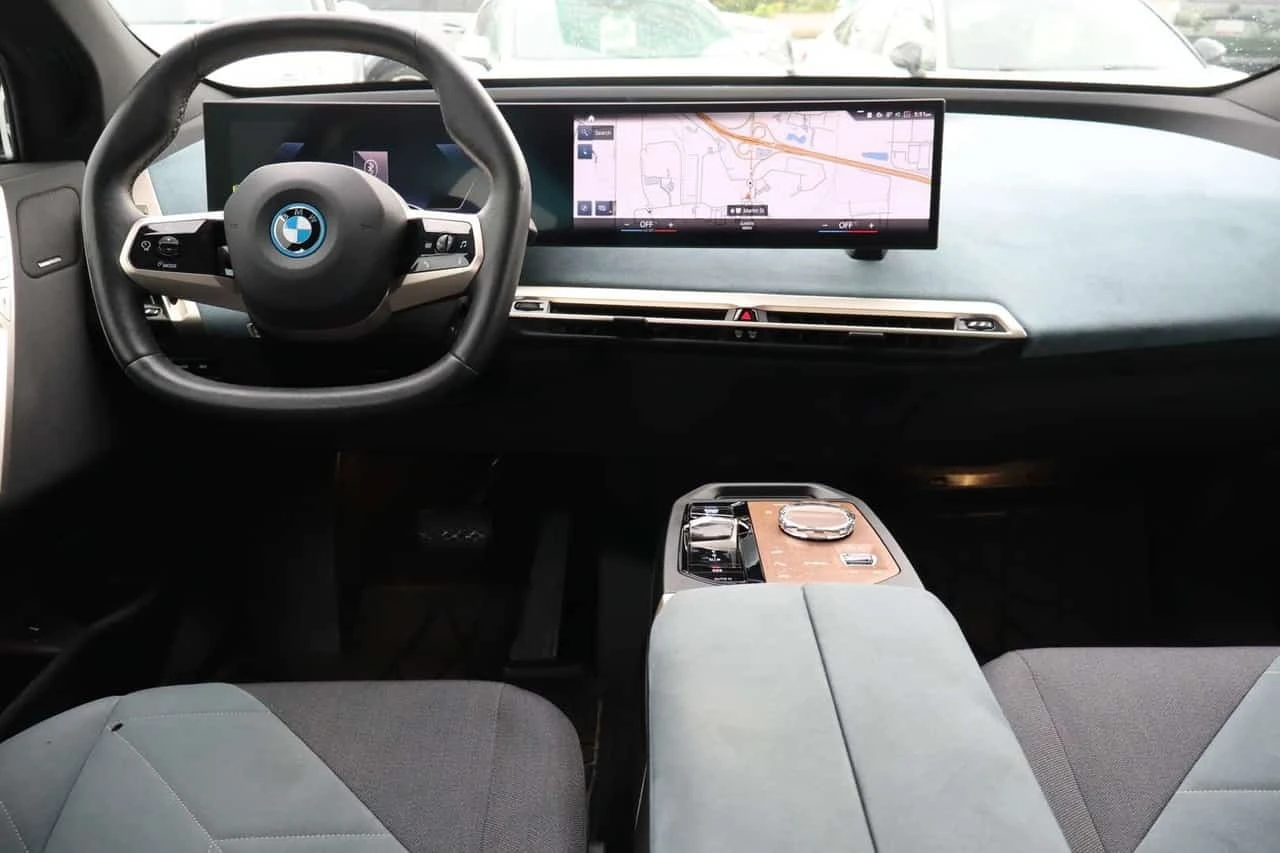 BMW iX xDrive50 | Premium | Blue Interior | Accident Free | Mobile.bg � ����������� 10
