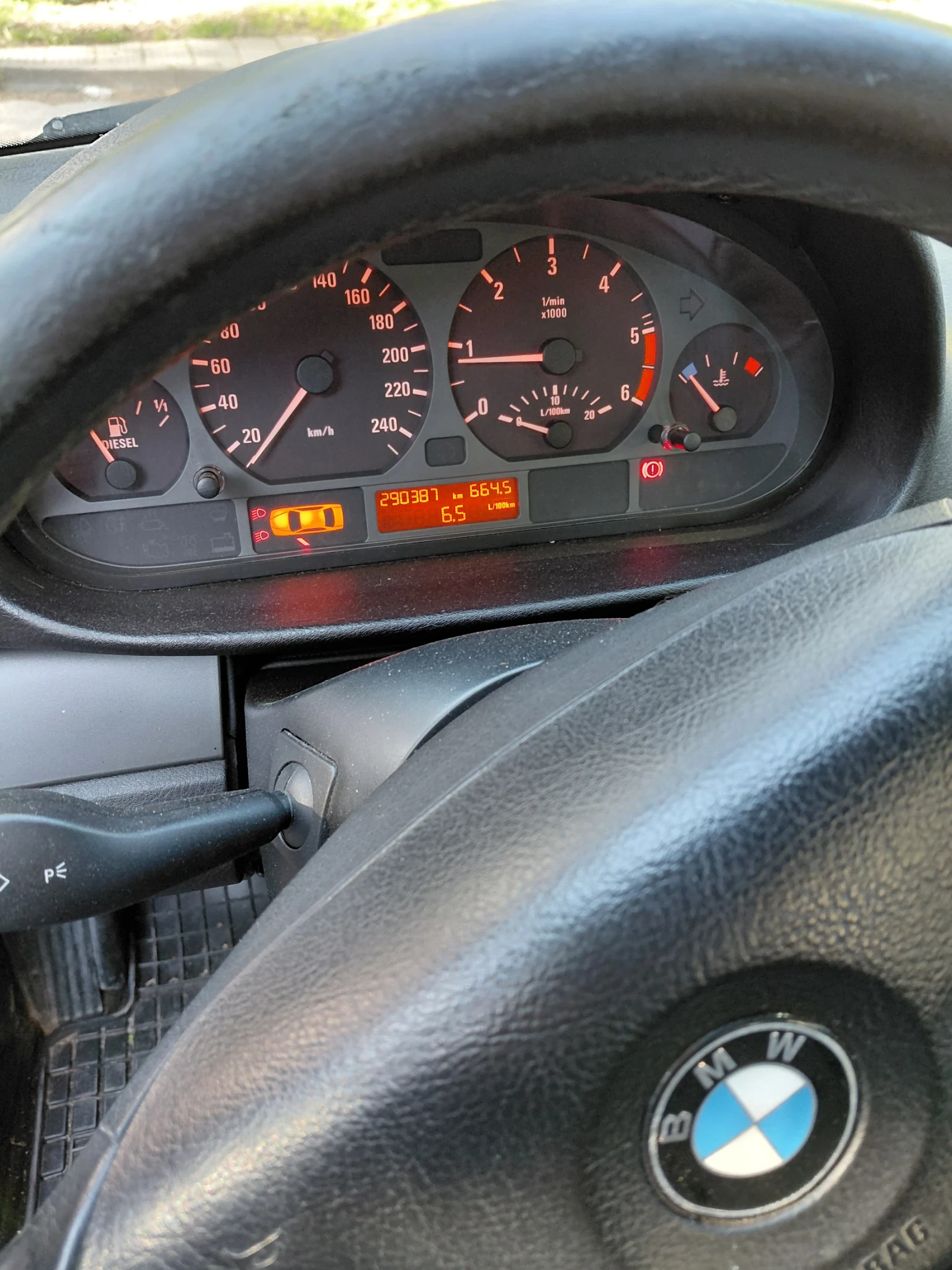 BMW 318 1.8, снимка 8 - Автомобили и джипове - 56631893