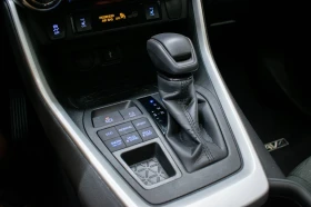 Toyota Rav4 2.5 XLE AWD 44 000км, снимка 10