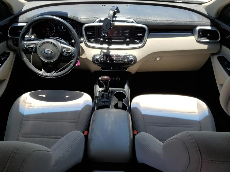 Kia Sorento LX 2.4L 4X4, снимка 8 - Автомобили и джипове - 48310657