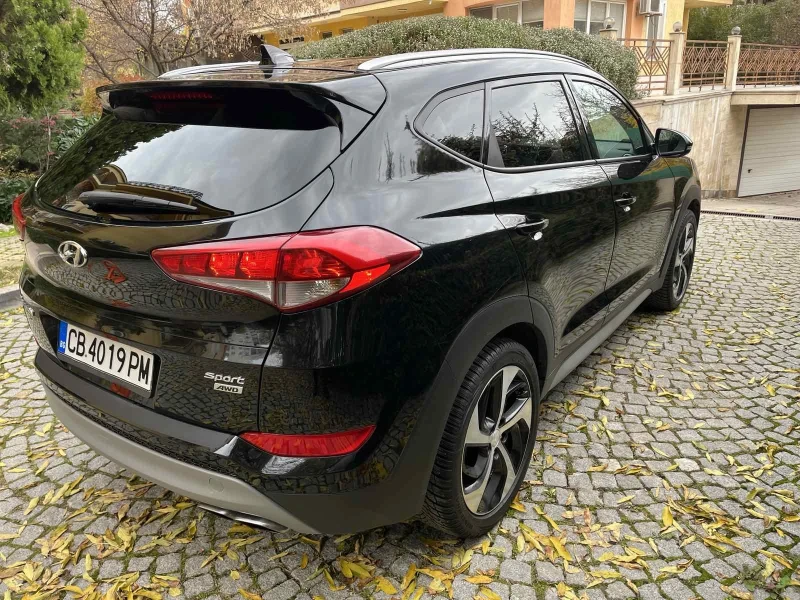 Hyundai Tucson, снимка 2 - Автомобили и джипове - 52382140