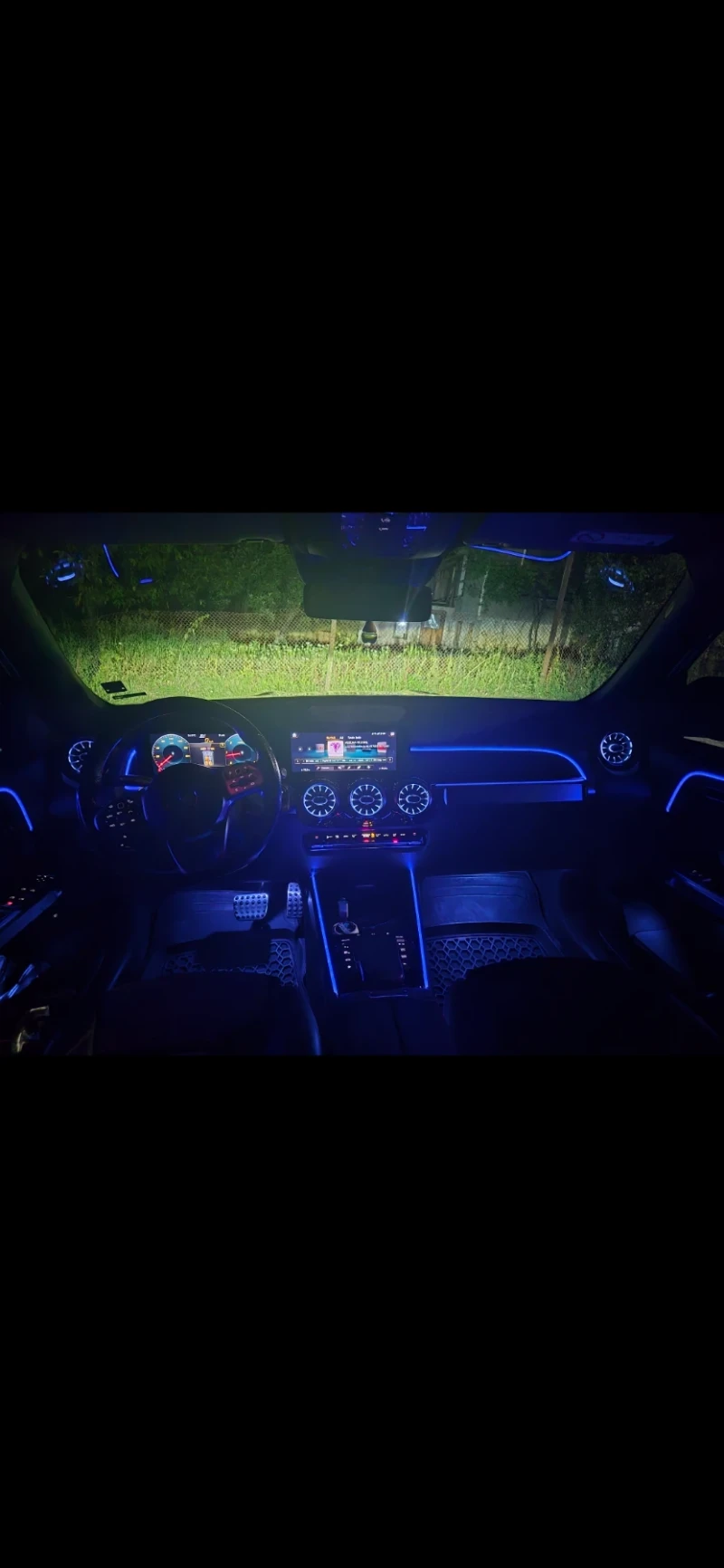 Mercedes-Benz GLB, снимка 12 - Автомобили и джипове - 52460148