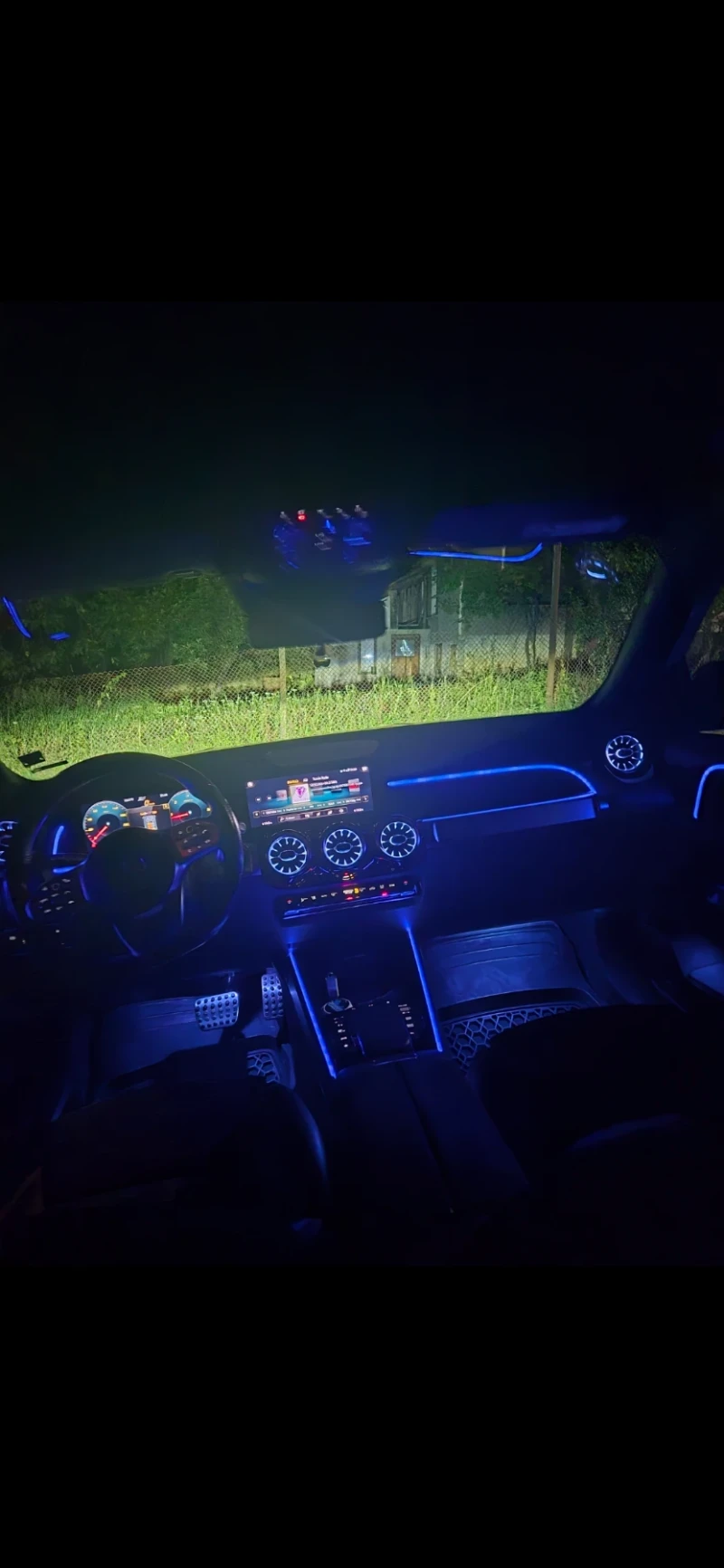 Mercedes-Benz GLB, снимка 11 - Автомобили и джипове - 52460148