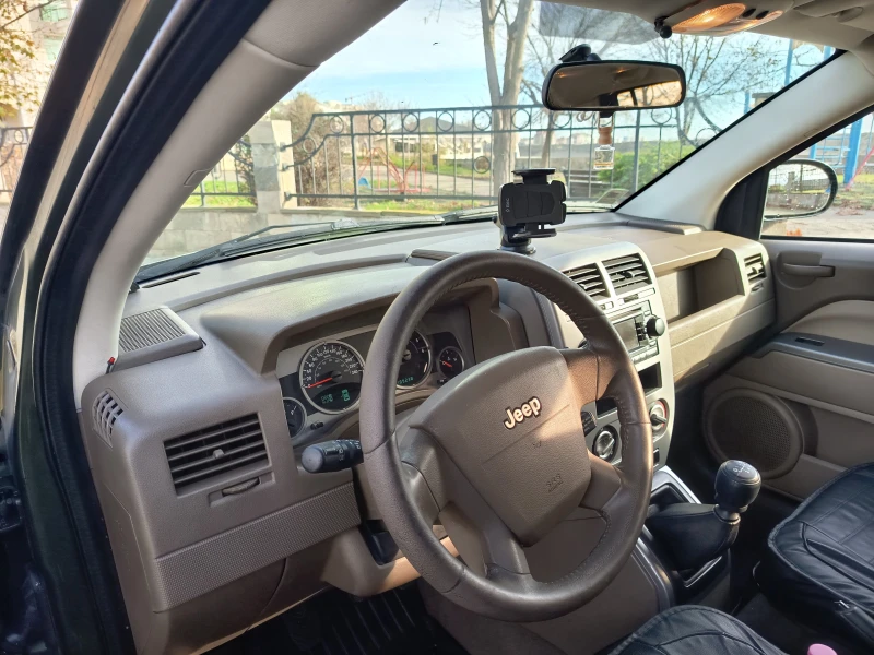 Jeep Compass, снимка 4 - Автомобили и джипове - 52580017