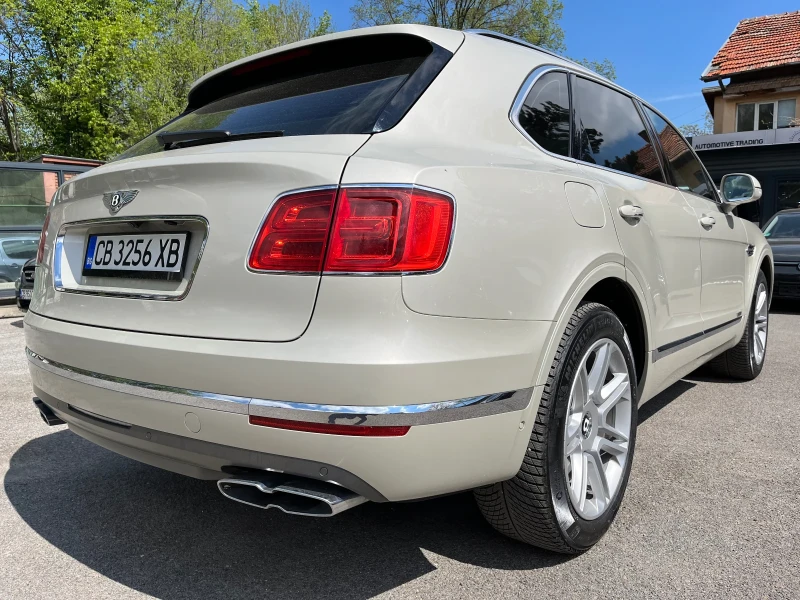 Bentley Bentayga V8/DIESEL/MULLINER/7-МЕСТЕН, снимка 6 - Автомобили и джипове - 53128658