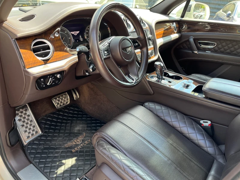 Bentley Bentayga V8/DIESEL/MULLINER/7-МЕСТЕН, снимка 13 - Автомобили и джипове - 53128658