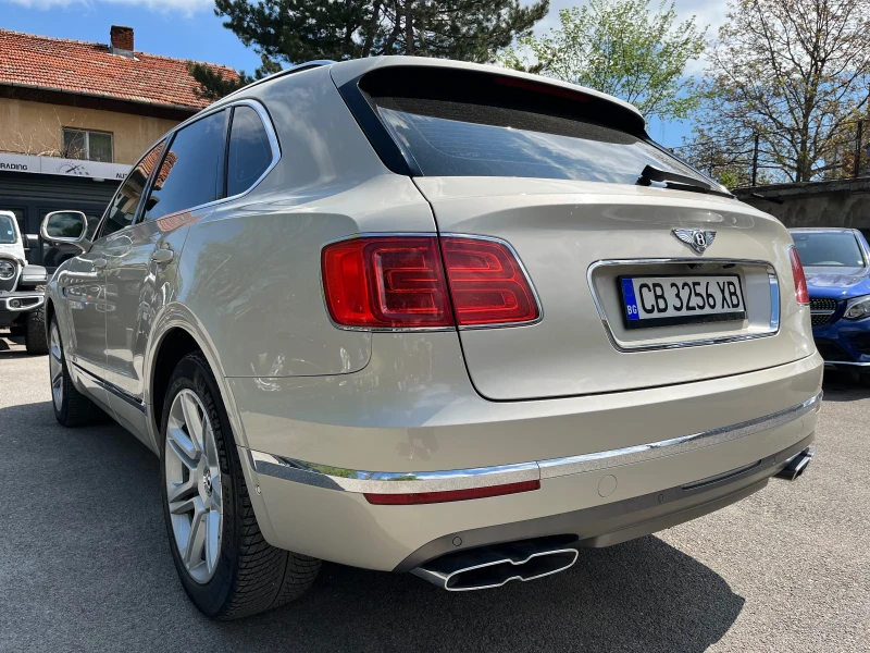 Bentley Bentayga V8/DIESEL/MULLINER/7-МЕСТЕН, снимка 7 - Автомобили и джипове - 53128658