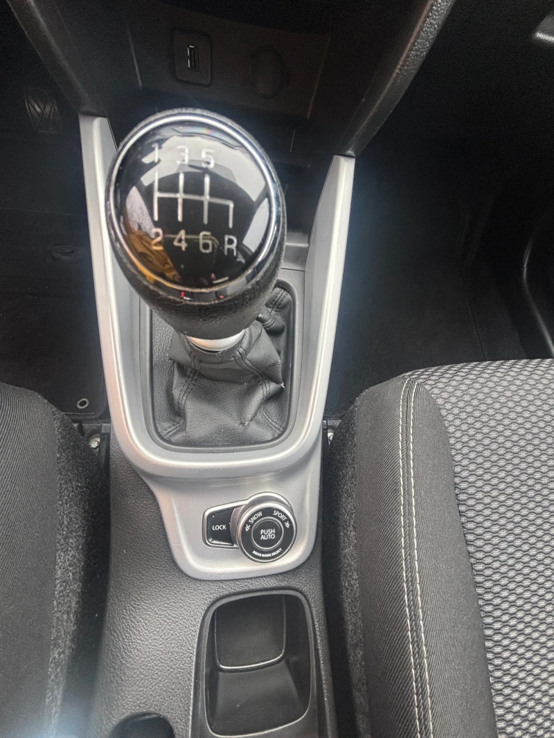 Suzuki Vitara 1.6D 4x4 ALL GRIP, снимка 15 - Автомобили и джипове - 53272006
