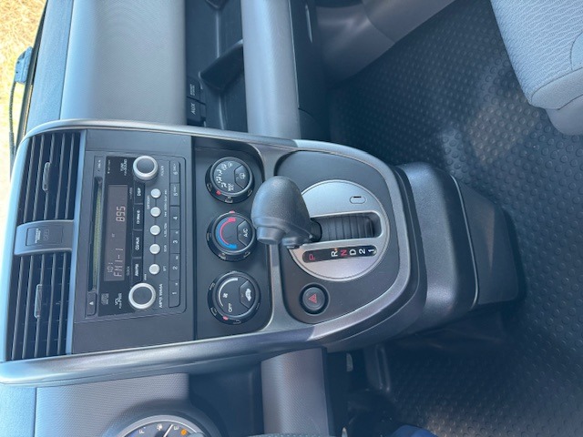Honda Element 2.4 i AWD, снимка 11 - Автомобили и джипове - 45114060
