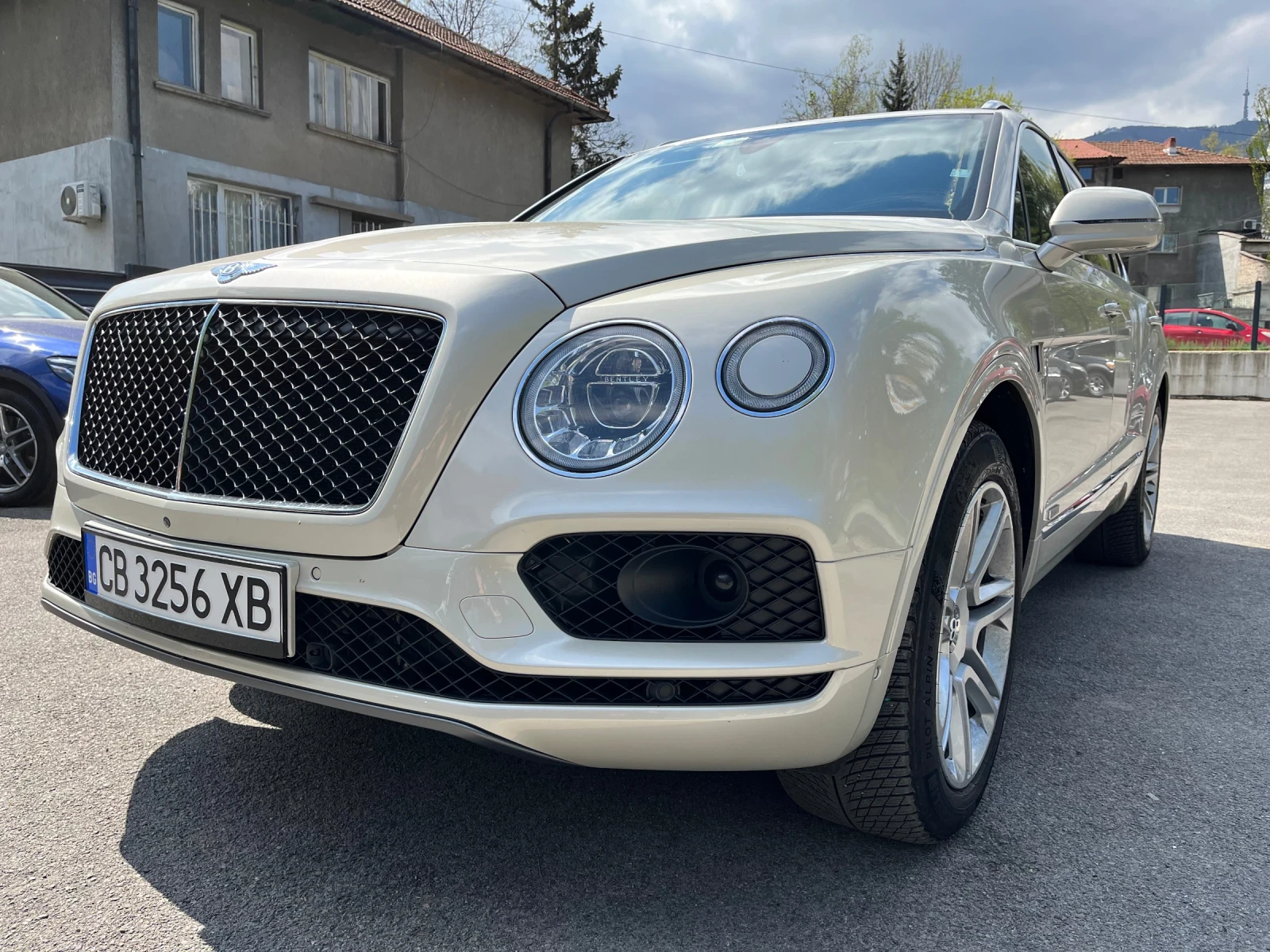 Bentley Bentayga V8/DIESEL/MULLINER/7-МЕСТЕН, снимка 1