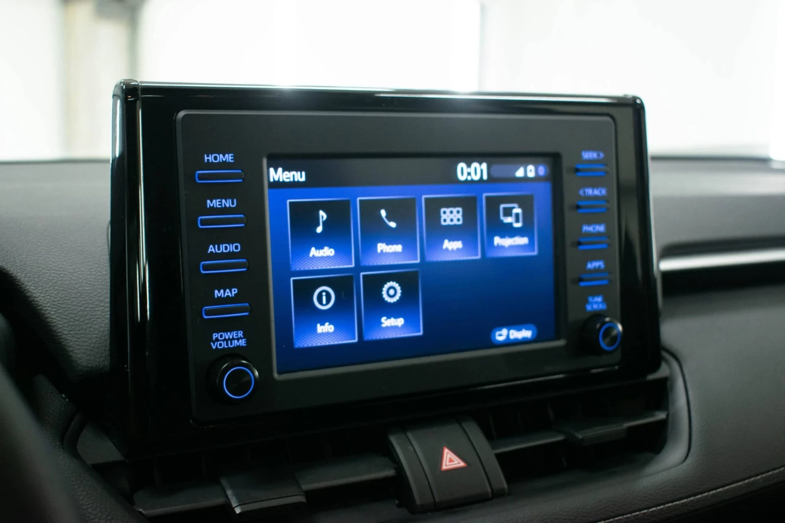 Toyota Rav4 2.5 XLE AWD 44 000км - изображение 9