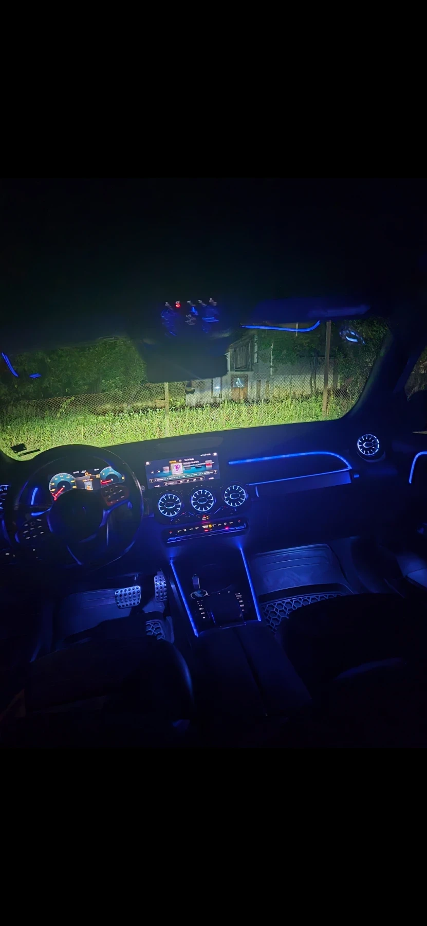 Mercedes-Benz GLB | Mobile.bg   11