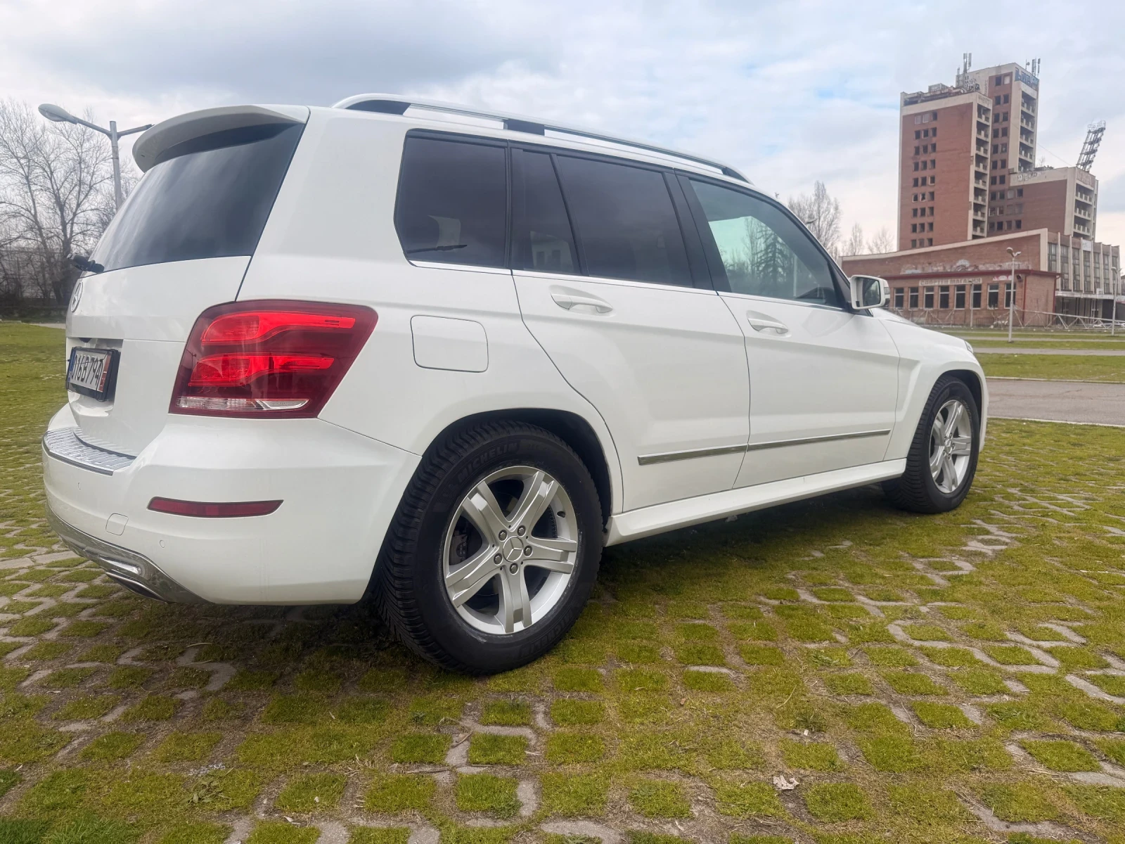 Mercedes-Benz GLK V6 265 к.с. | 4MATIC | Панорама | 360  | , снимка 3 - Автомобили и джипове - 52898630