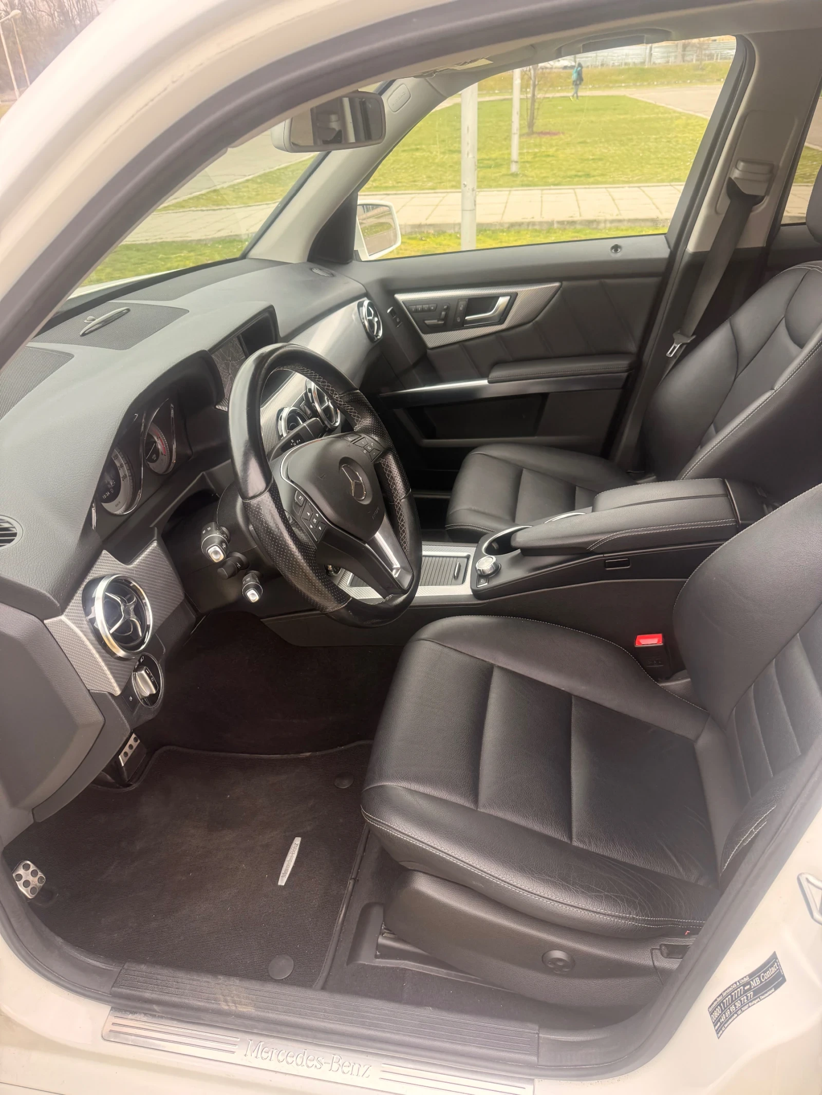 Mercedes-Benz GLK V6 265 к.с. | 4MATIC | Панорама | 360  | , снимка 8 - Автомобили и джипове - 52898630