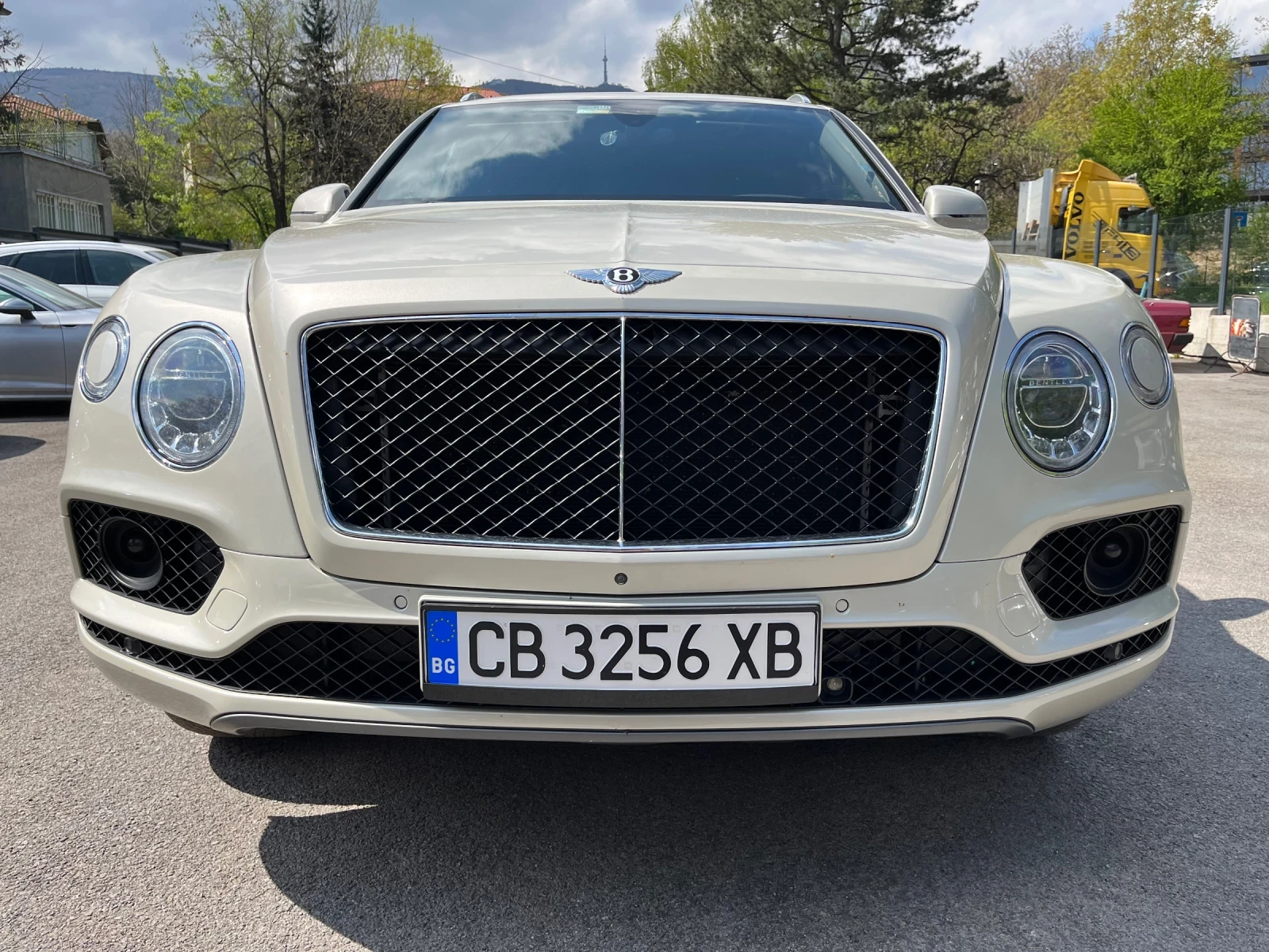 Bentley Bentayga V8/DIESEL/MULLINER/7-������ | Mobile.bg � ����������� 3