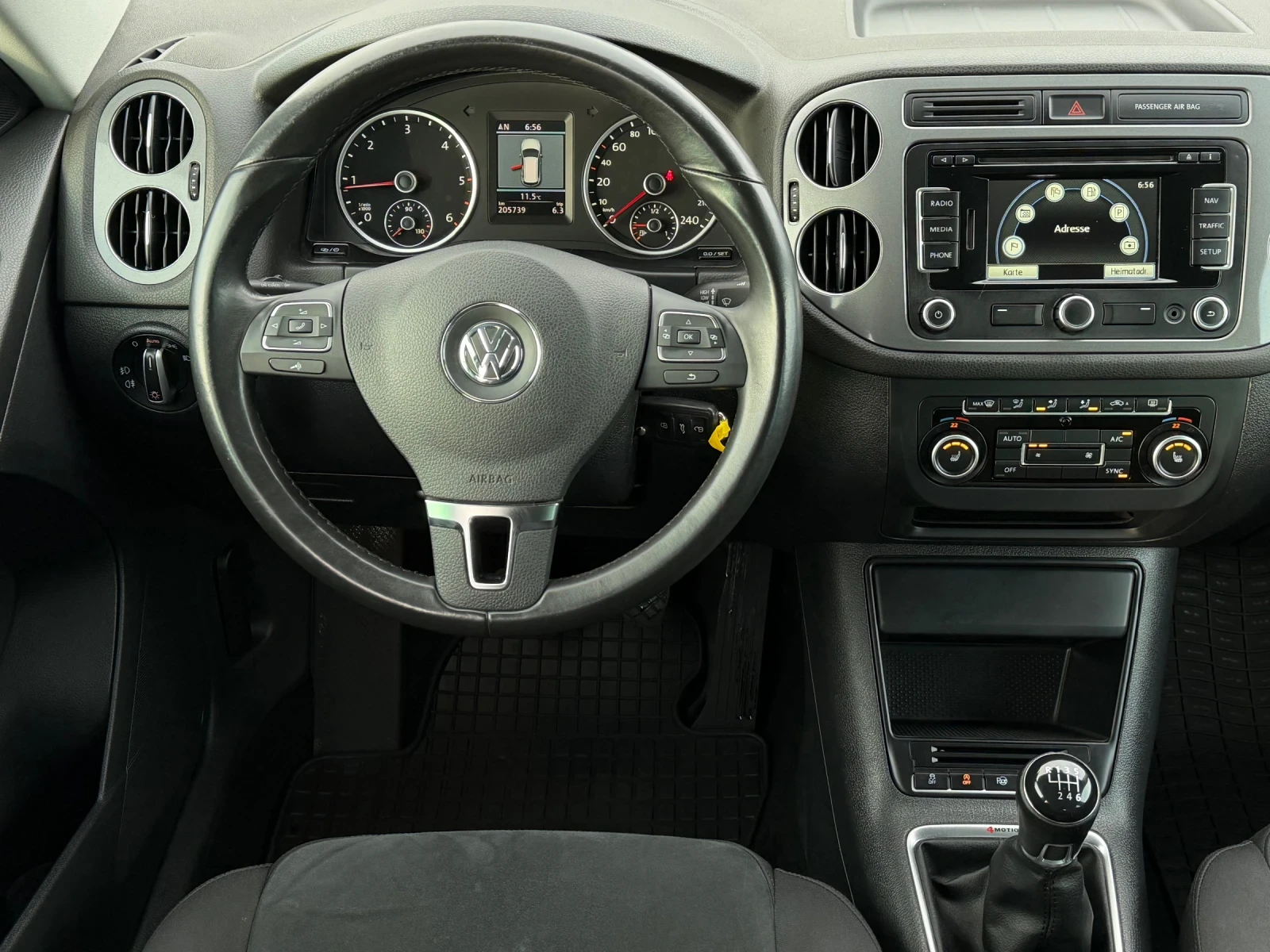 VW Tiguan 2.0TDi 140кс * 4-Motion* * Xenon* * Face-Lift*  - изображение 10