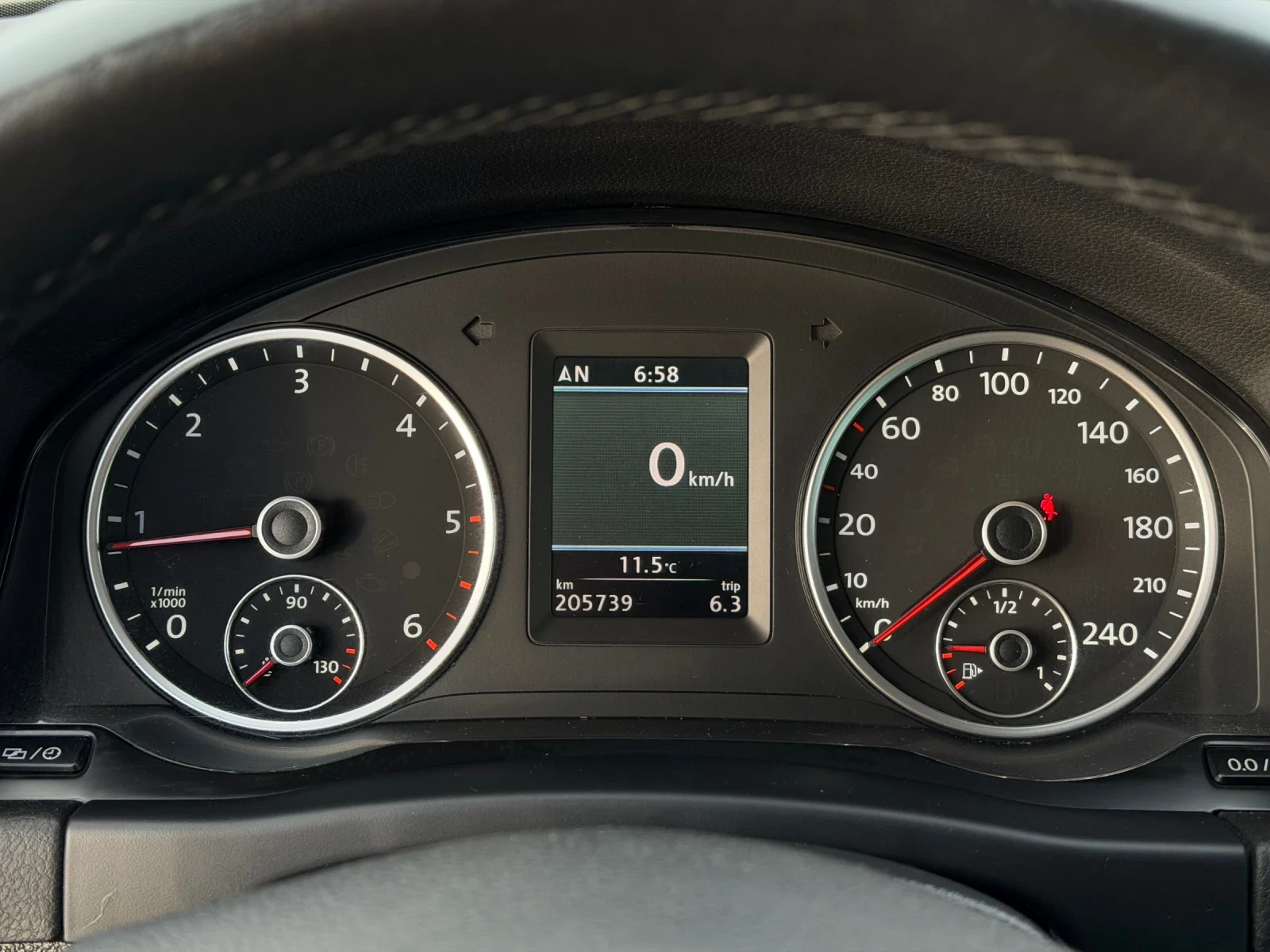 VW Tiguan 2.0TDi 140�� * 4-Motion* * Xenon* * Face-Lift*  | Mobile.bg � ����������� 15