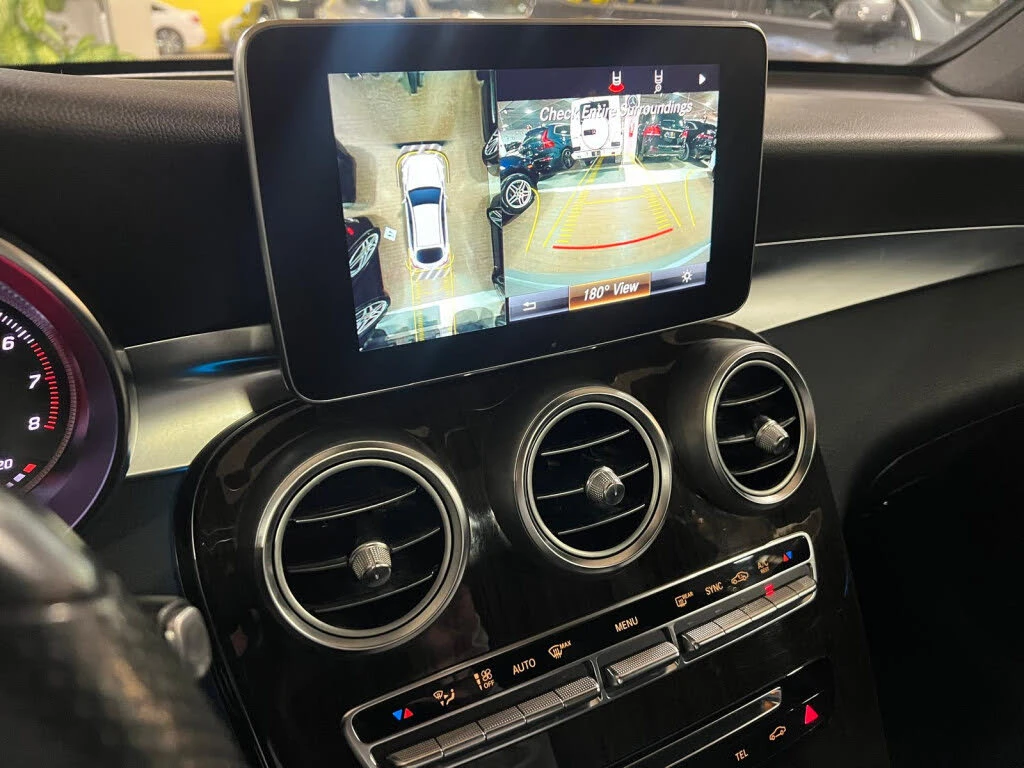 Mercedes-Benz GLC 300 4MATIC АвтоКредит  (ЦЕНА ДО БГ), снимка 7 - Автомобили и джипове - 53751046