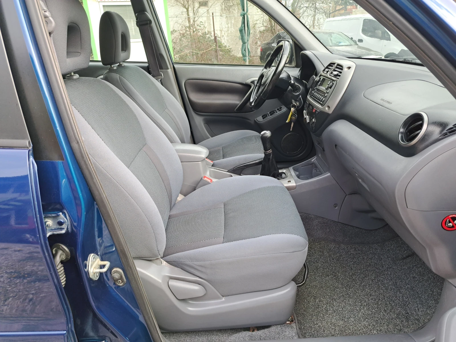 Toyota Rav4 2.0 D4D  4x4  116p.s. 194�.��. TOP  | Mobile.bg � ����������� 12