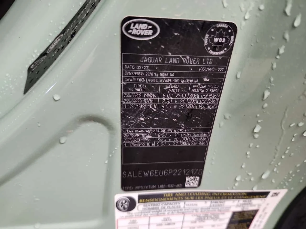 Land Rover Defender 75TH EDITION| HUD| 360| 2 КЛЮЧА| , снимка 15 - Автомобили и джипове - 54278924