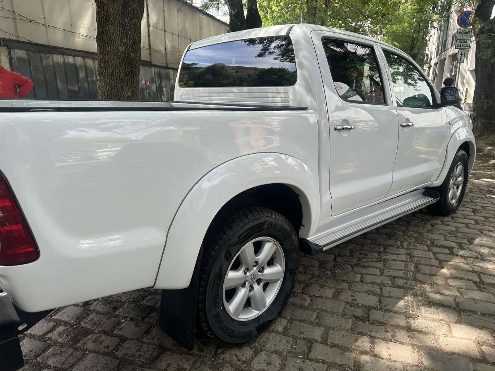 Toyota Hilux, снимка 3 - Автомобили и джипове - 54681589