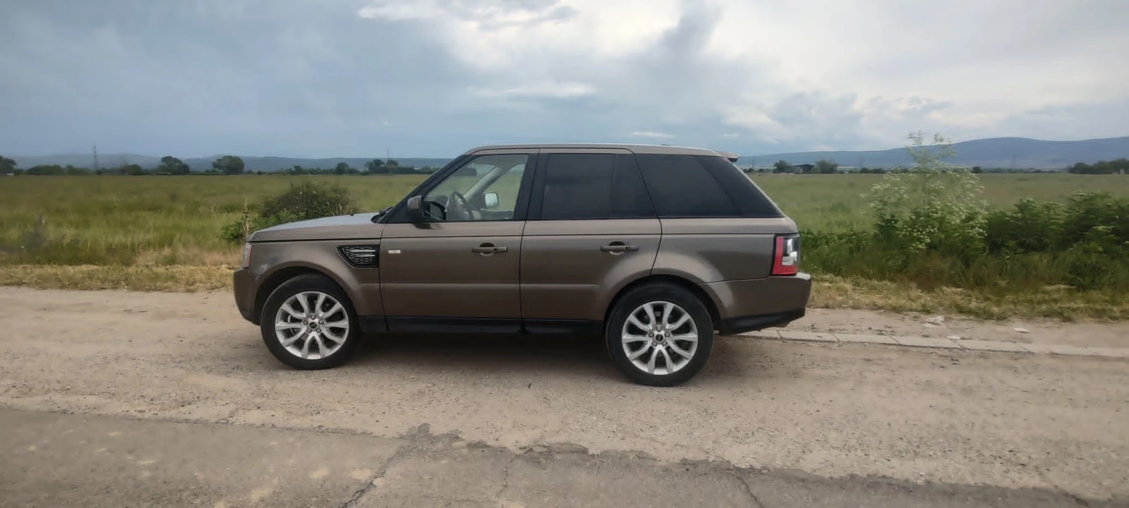 Land Rover Range Rover Sport HSE, снимка 3 - Автомобили и джипове - 54967304
