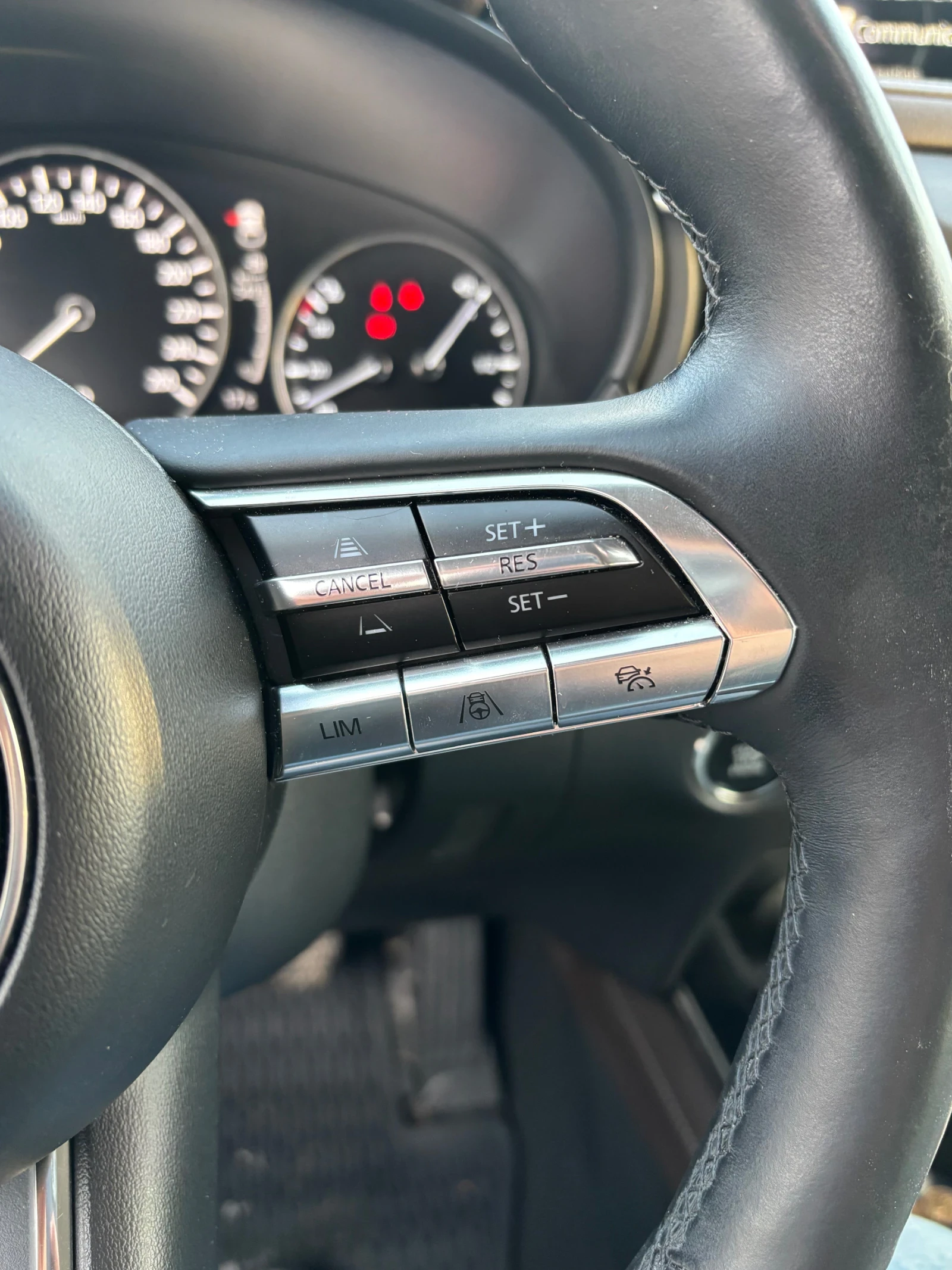 Mazda CX-30 Skyactive-X, снимка 14 - Автомобили и джипове - 55041817