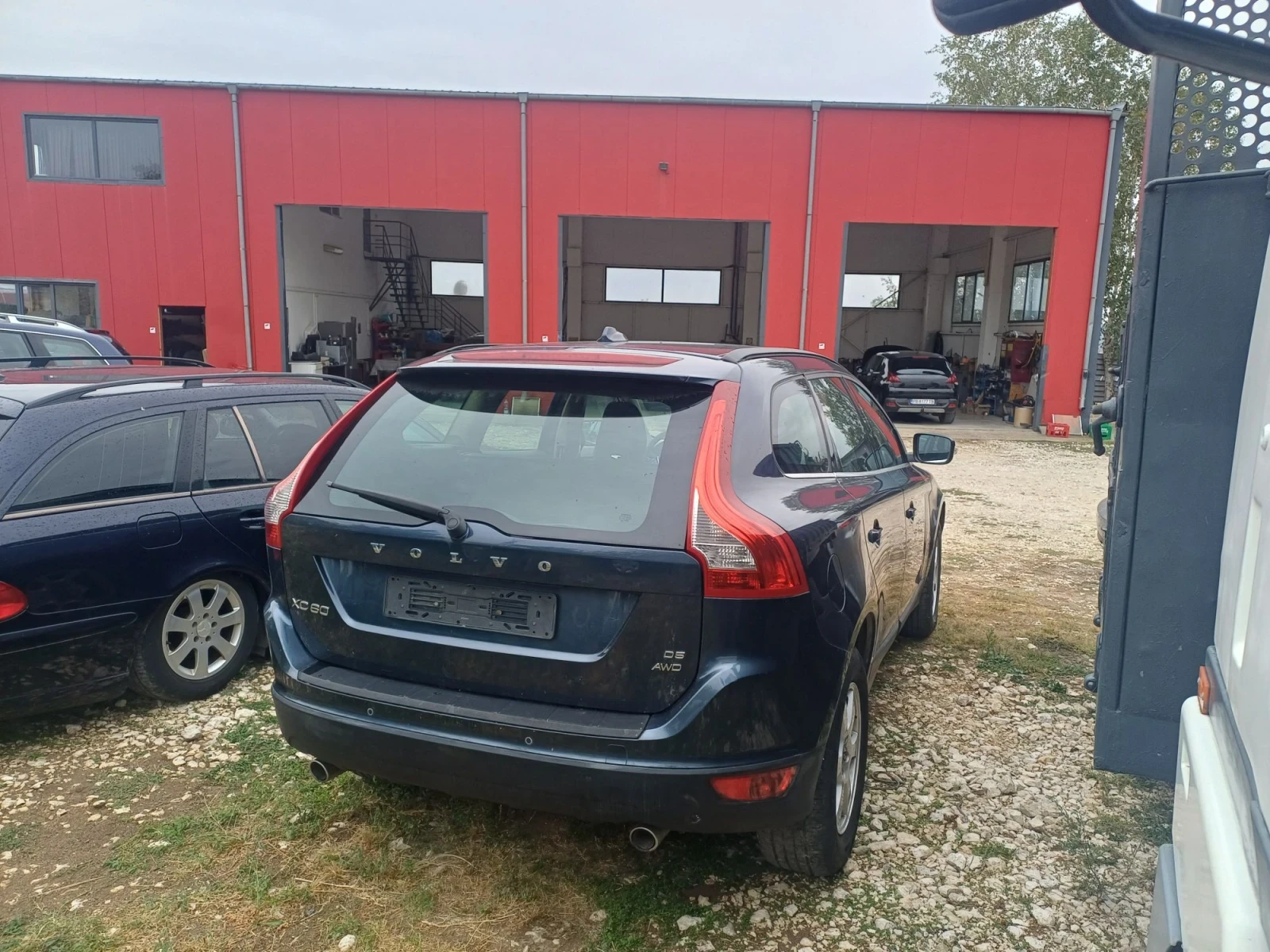 Volvo XC60 2, 4td 215p.s., снимка 7 - Автомобили и джипове - 56528939