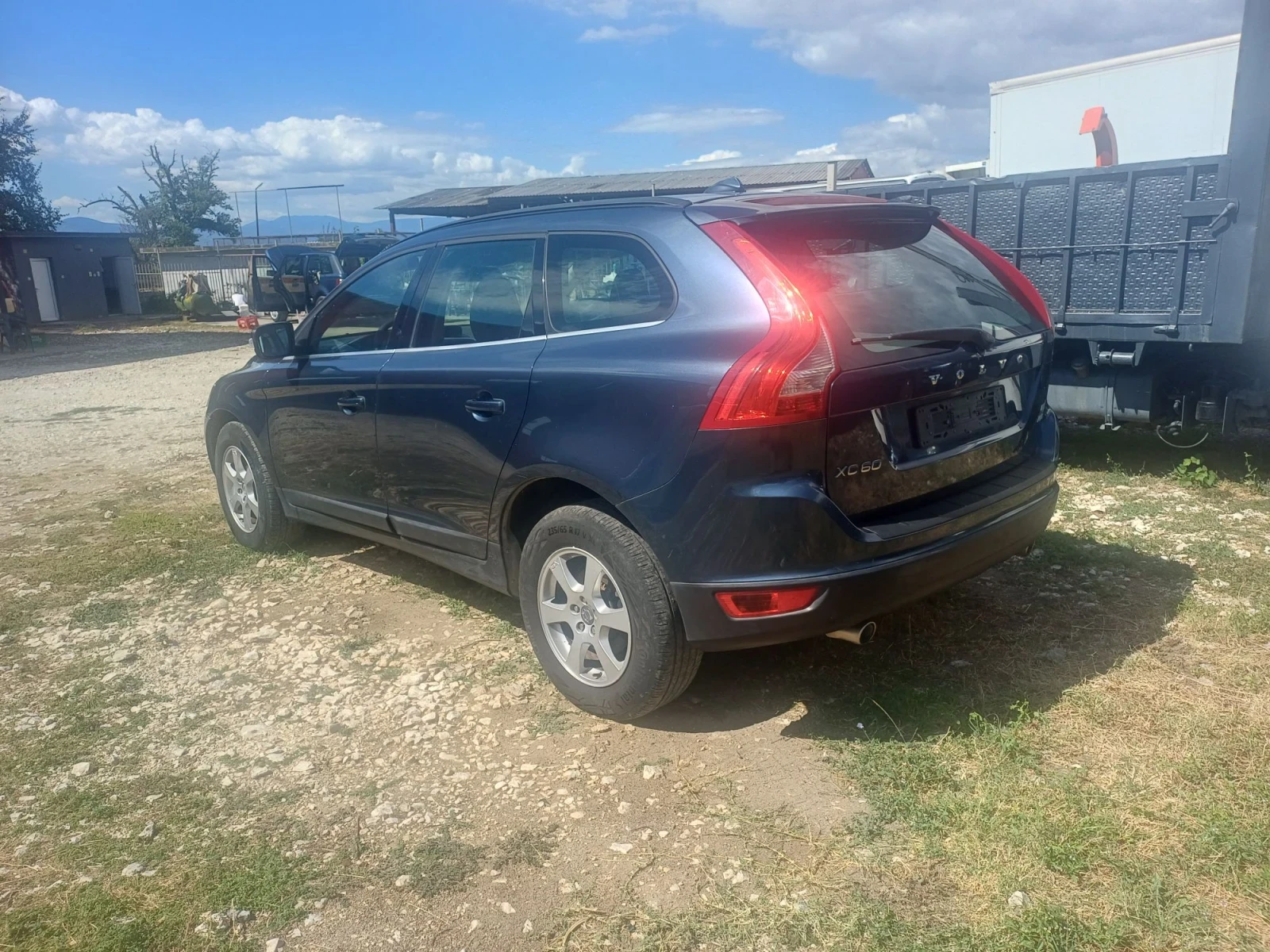 Volvo XC60 2, 4td 215p.s., снимка 4 - Автомобили и джипове - 56166161