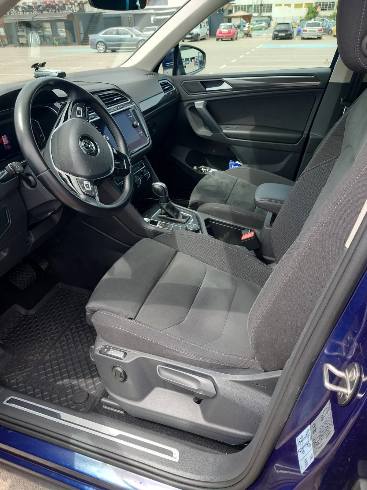 VW Tiguan, снимка 7 - Автомобили и джипове - 56466372