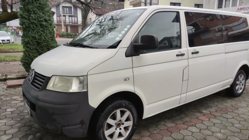 VW T5, снимка 1 - Бусове и автобуси - 48976291