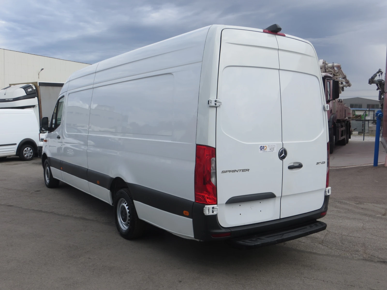 Mercedes-Benz Sprinter 317 CDI - изображение 3