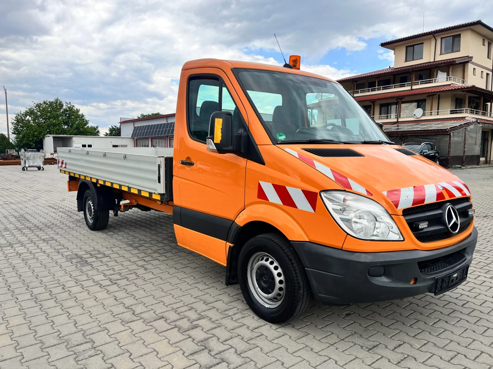 Mercedes-Benz Sprinter 311 CDI, снимка 2 - Бусове и автобуси - 55180624