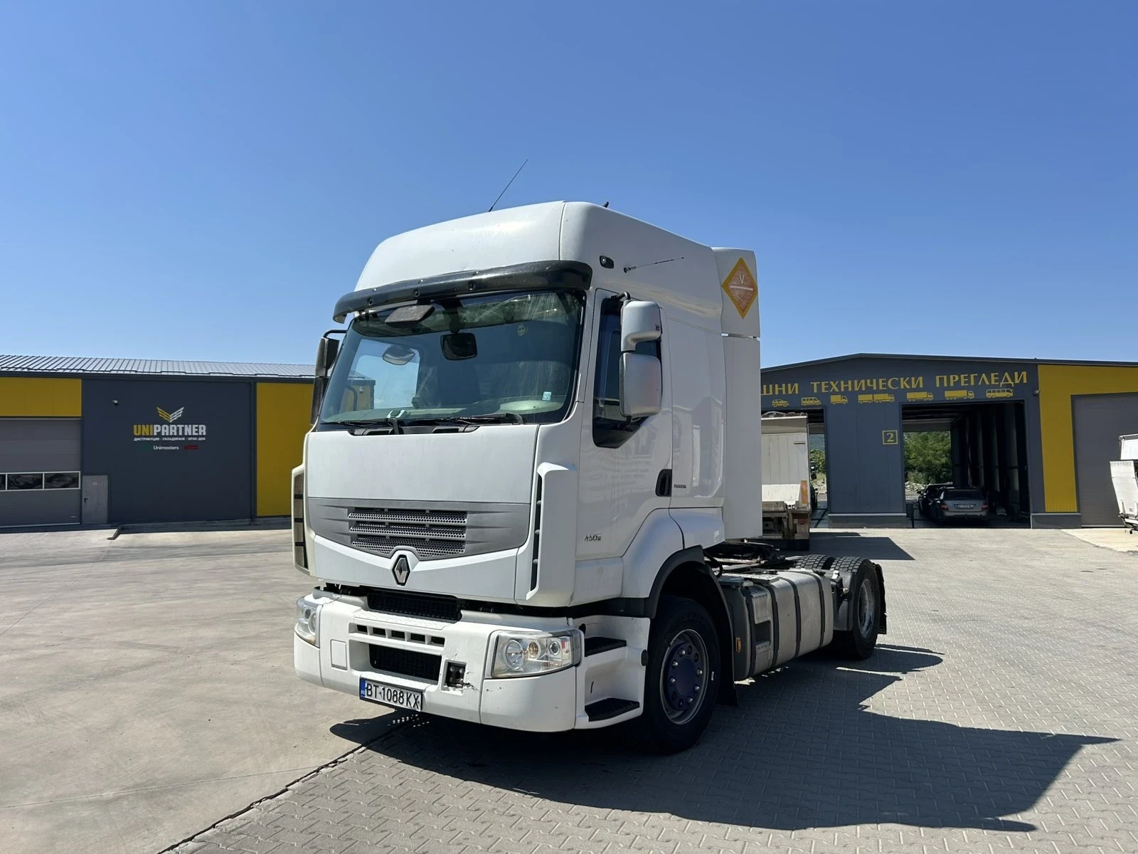 Renault Premium