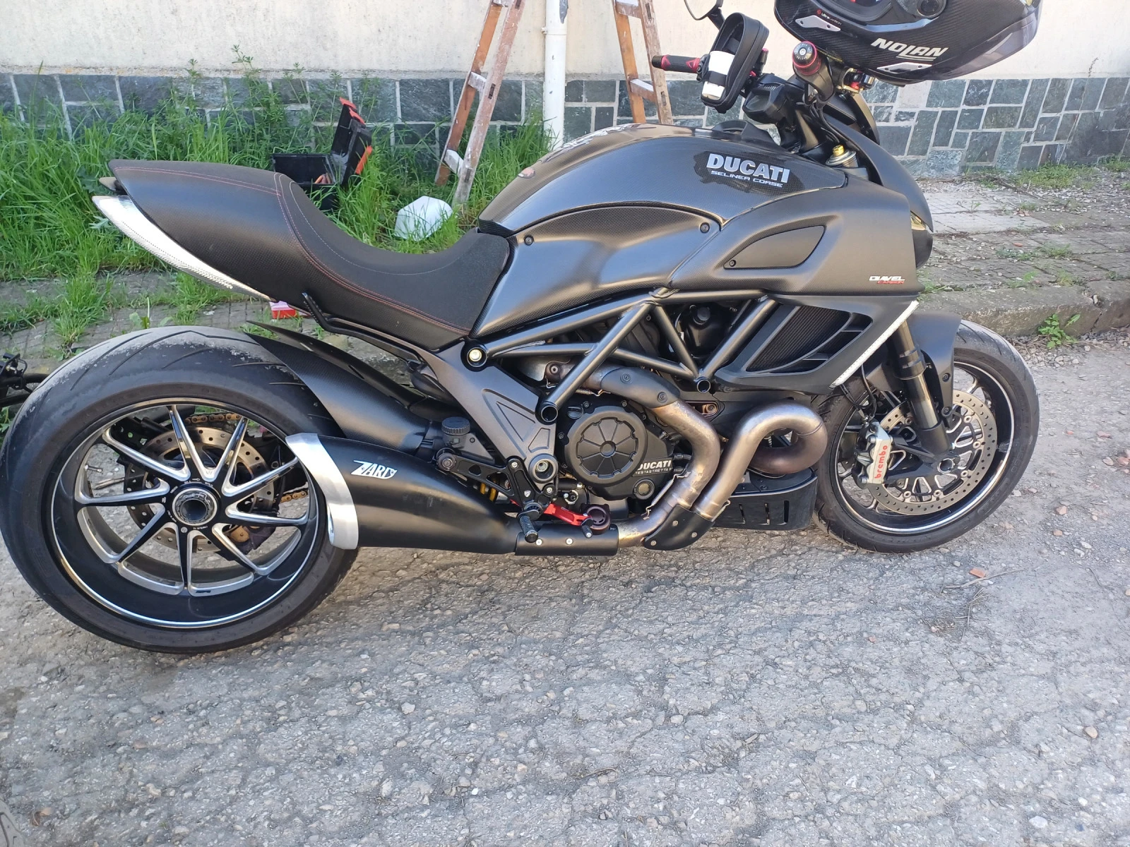 Ducati Diavel Carbon  - изображение 2