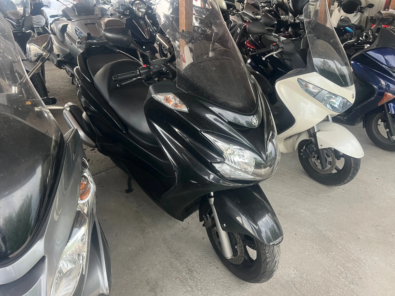 Yamaha Majesty 400i Lizing