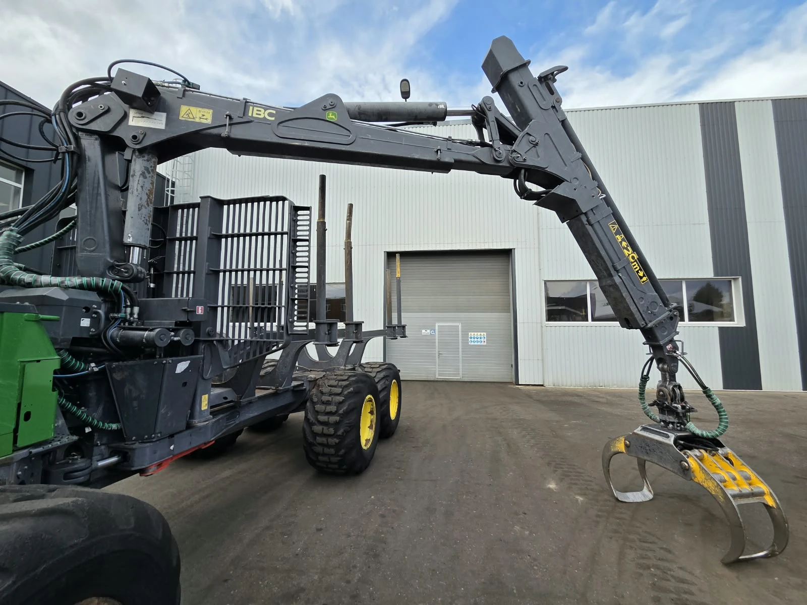 Специализирани машини Машини за дърводобив John Deere 1510G, снимка 9 - Селскостопанска техника - 55902873
