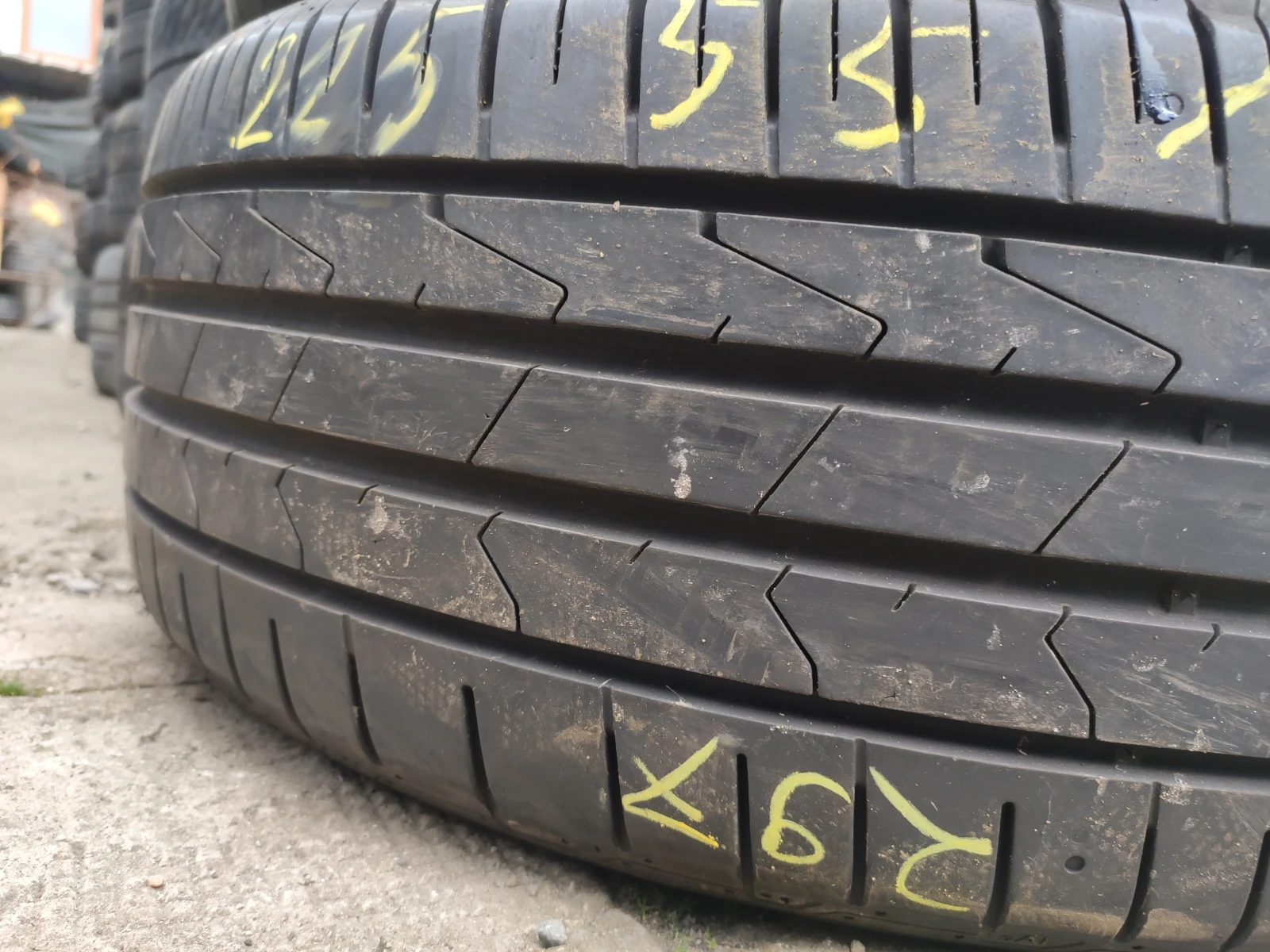 ���� 225/55R17 | Mobile.bg � ����������� 4